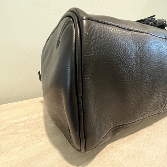 Beautiful UGG Pebbled Black Leather Satchel With Goldtone Hardware  NWOT - Picture 11 of 15